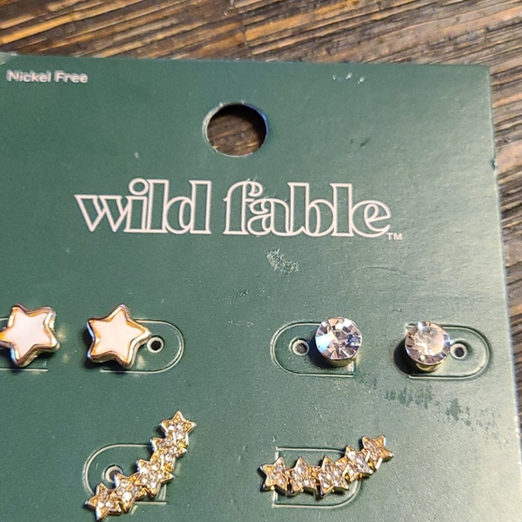 Earrings - Picture 4 of 7